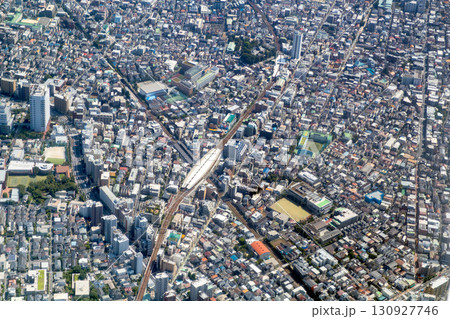 東急の自由が丘駅付近を空撮 東急の自由が丘駅付近を空撮 130927746