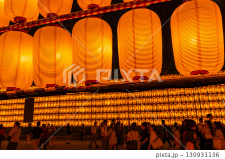 《東京都》靖国神社・みたま祭り 130931136