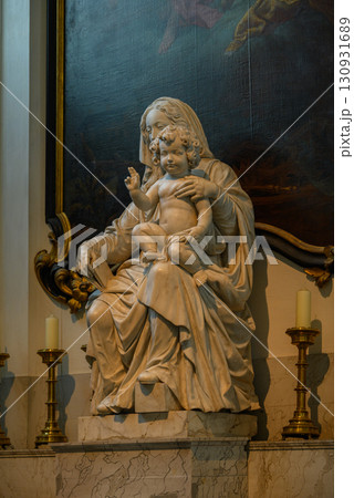 Interior of the Church of Our Lady Roman Catholic gothic church in Bruges, Belgium 130931689