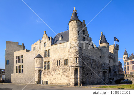 Het Steen medieval fortress on bank of Scheldt river in the old city centre of Antwerp, Belgium 130932101