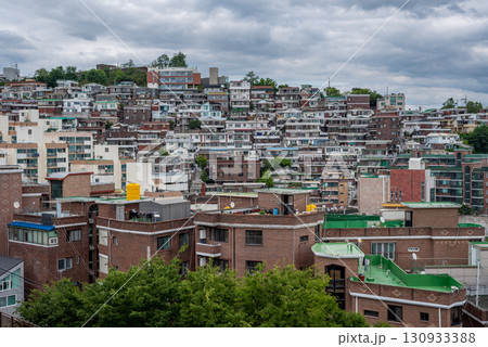 Panoramic cityscape view of downtown Seoul, capital of South Korea 130933388