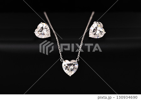 A set of diamond jewelry including a necklace and earrings 130934690