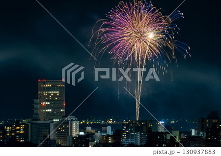 夜空を彩る山形花火大会と霞城セントラル 130937883
