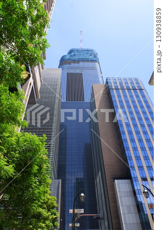 日本橋の高層ビル群 日本橋の高層ビル群 130938859