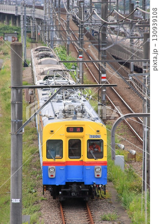 甲種輸送で到着した東急5050系(5154F)の受取作業をする東急7200系_2010/10/7撮影 130939108