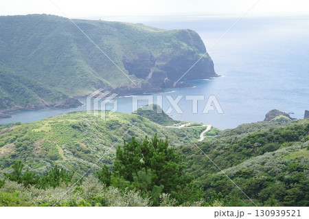 隠岐国賀海岸展望台からの景色 隠岐国賀海岸展望台からの景色 130939521