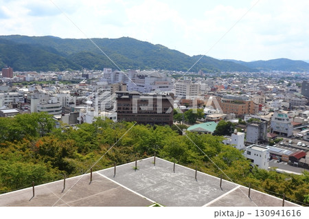 津山城天守台跡から見た津山市街の風景（南西向け津山駅方面） 130941616