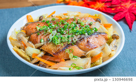 鮭のちゃんちゃん焼き 130946698