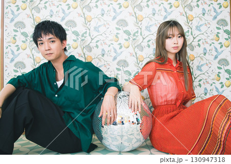 若い男女 ポートレート 若い男女 ポートレート 130947318