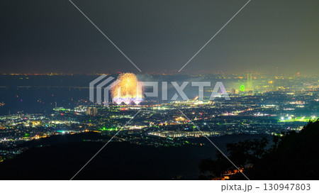 俎石山登山道から望む泉州夢花火と夜景 130947803