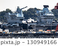 神奈川県横須賀米海軍基地に停泊中のイギリス（英国）海軍航空母艦プリンス・オブ・ウエールズ 130949166