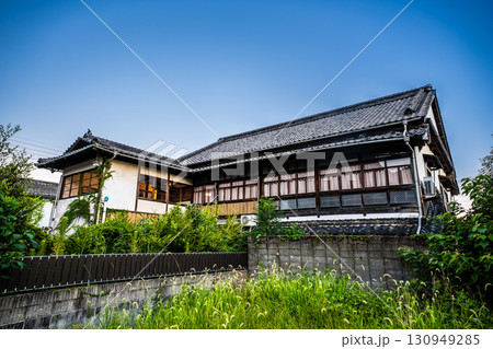 日奈久温泉街の街並み【熊本県八代市日奈久】 130949285