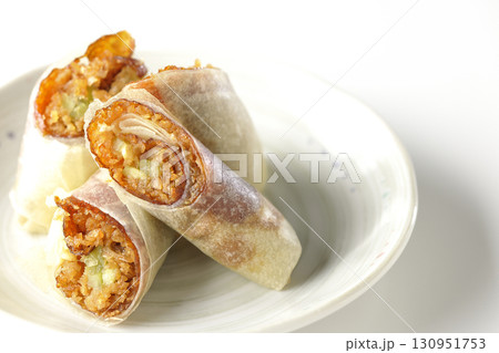 北京ダックを白背景で撮影 130951753