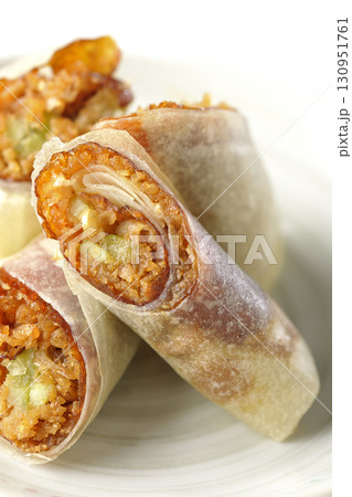 北京ダックを白背景で撮影 130951761