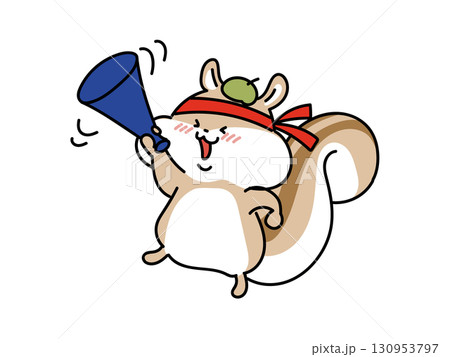 メガホンで応援するリスさん 130953797