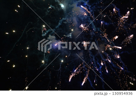 花火の光 花火の光 130954936