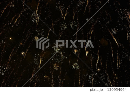 花火の光 130954964