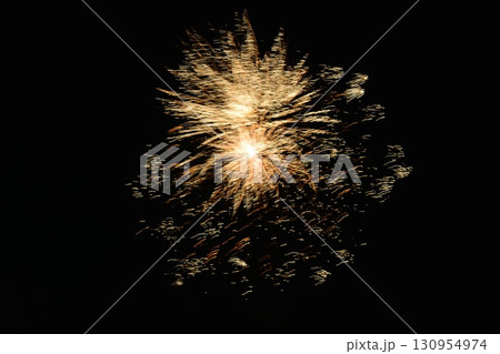 花火の光 花火の光 130954974