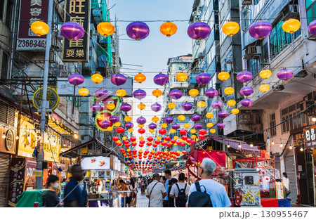 香港 廟街夜市(テンプルストリート) ※一部ソフトフォーカス 香港 廟街夜市(テンプルストリート) ※一部ソフトフォーカス 130955467