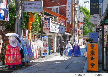 景福宮周辺の路地裏の風景【韓国/ソウル特別市】 130958808