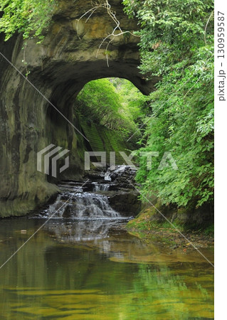 農溝の滝(亀岩の洞窟) 農溝の滝(亀岩の洞窟) 130959587