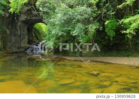 農溝の滝(亀岩の洞窟) 農溝の滝(亀岩の洞窟) 130959628