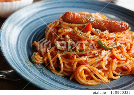 レトロ喫茶のナポリタン 130960325