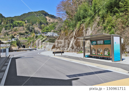福岡県朝倉郡東峰村の日田彦山線BRT筑前岩屋駅バス乗り場 130961711