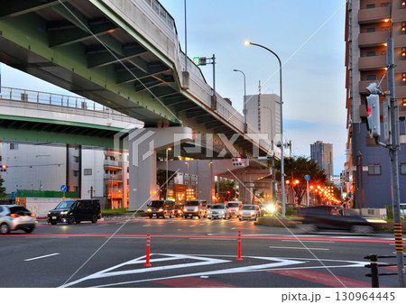《愛知県》名古屋都市風景　明道町交差点 130964445