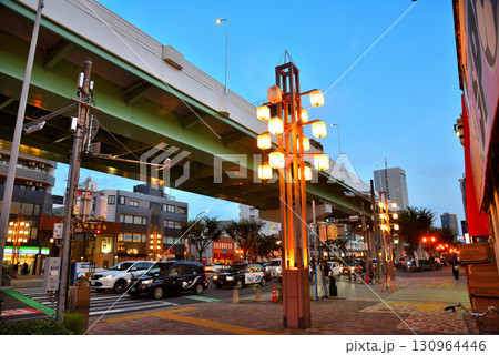 《愛知県》名古屋都市風景 円頓寺商店街の夜景 《愛知県》名古屋都市風景 円頓寺商店街の夜景 130964446