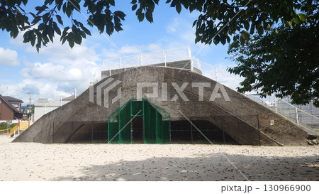 掩体壕 掩体壕跡 (長崎県大村市/下原口公園) 掩体壕 掩体壕跡 (長崎県大村市/下原口公園) 130966900