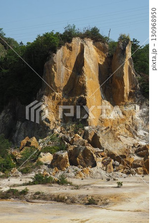 有田焼　泉山磁石場（日本磁器発祥の地） 130968950