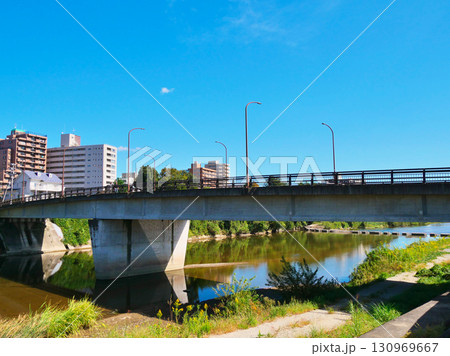 広瀬川と愛宕橋（宮城県仙台市） 130969667