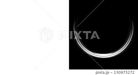 左が透明で右が黒背景の白く光るカーブストローク 左が透明で右が黒背景の白く光るカーブストローク 130973272