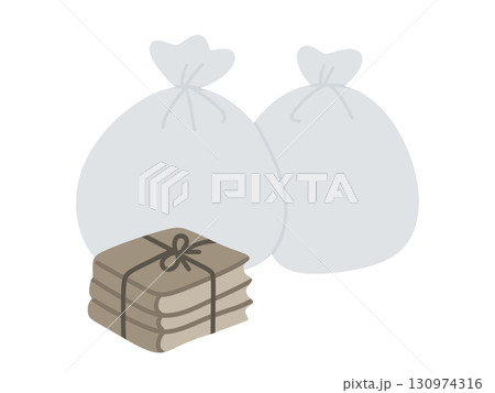 大掃除断捨離　ゴミ袋と紐でまとめた古本 130974316