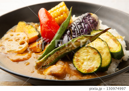 夏野菜のカレーライス 夏野菜のカレーライス 130974997