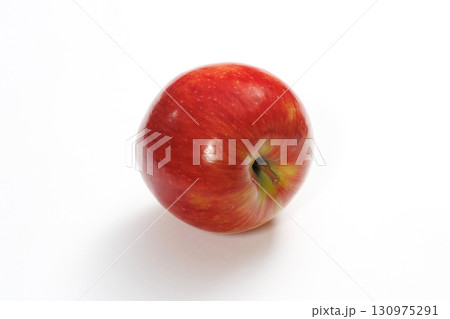 新鮮なりんご 新鮮なりんご 130975291
