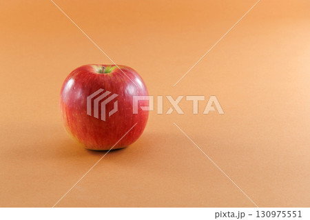新鮮な林檎 130975551