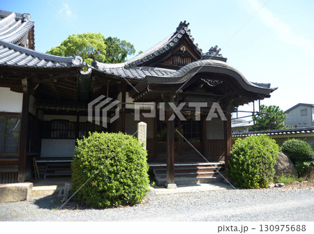 方広寺　本堂の玄関　京都市東山区 130975688