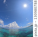 海と空と白い雲、夏休みの風景 130980788