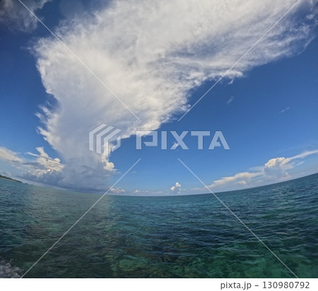 南国リゾートの海 南国リゾートの海 130980792