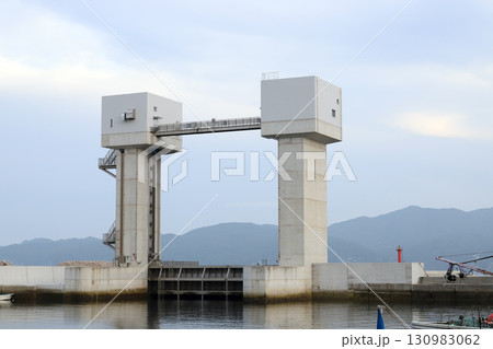 沼島漁港 南海トラフ地震対策(兵庫県 南あわじ市) 沼島漁港 南海トラフ地震対策(兵庫県 南あわじ市) 130983062