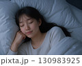 眠る女性　美容とメンタルヘルス　Beauty and Mental Health Concept 130983925