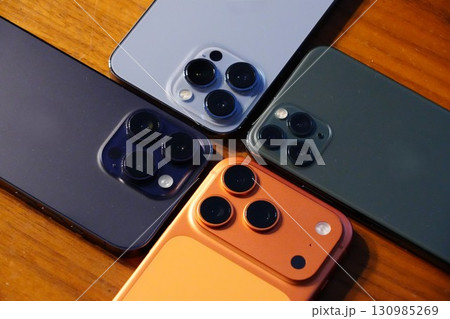 スマホ スマホ 130985269