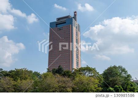 群馬県庁と前橋公園 130985586