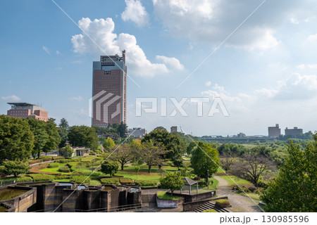 群馬県庁と前橋公園 130985596