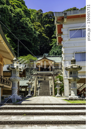 江津本町 山辺神社 参道石段 島根県江津市 江津本町 山辺神社 参道石段 島根県江津市 130985731