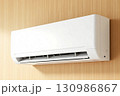 シンプルでリアルなエアコン 130986867