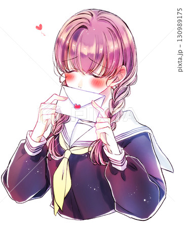 ラブレターを持つセーラー服のみつあみの女子学生　恋 130989175