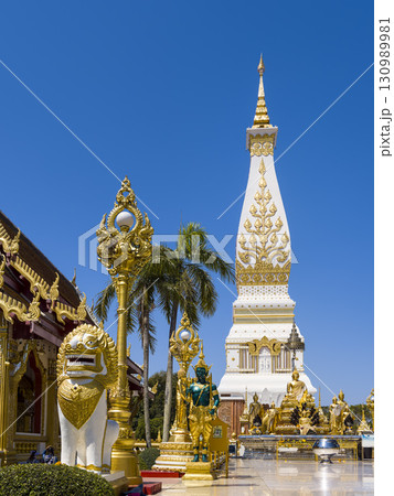 タイ・タートパノム【ワット・プラタート・パノム】 / That Phanom, Thailand 130989981